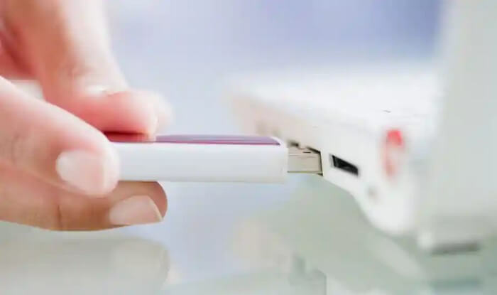 scollegare i dispositivi esterni